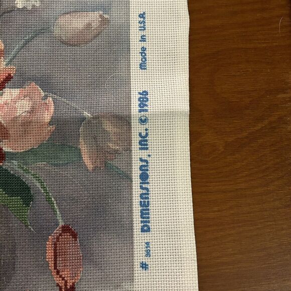 Vintage 80s Dimension Cross Stitch Tulips Pink - Picture 4 of 6